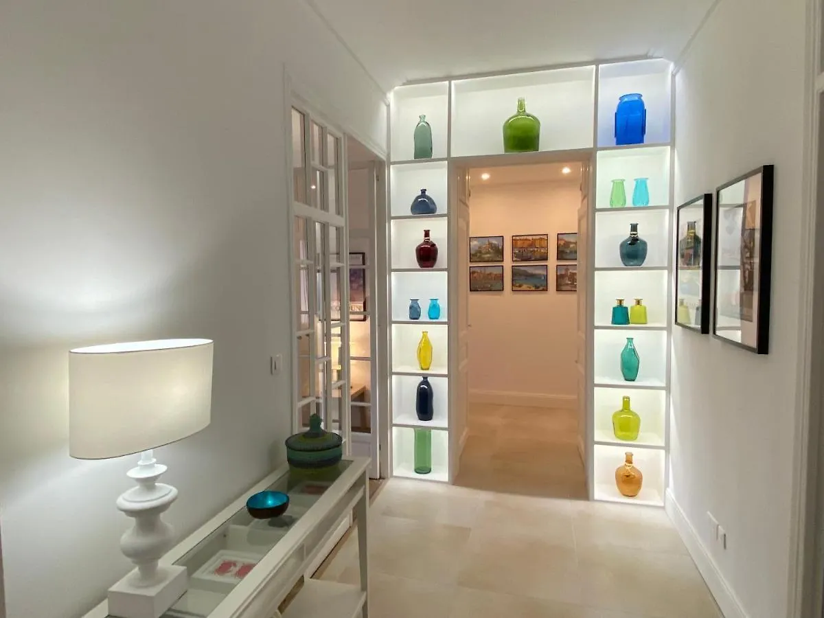 Palais Albert -2-Bedroom Apartment -Ponteil Beach -Stayinantibes