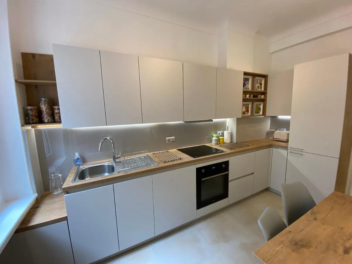 Palais Albert -2-Bedroom Apartment -Ponteil Beach -Stayin앙티브 앙티브