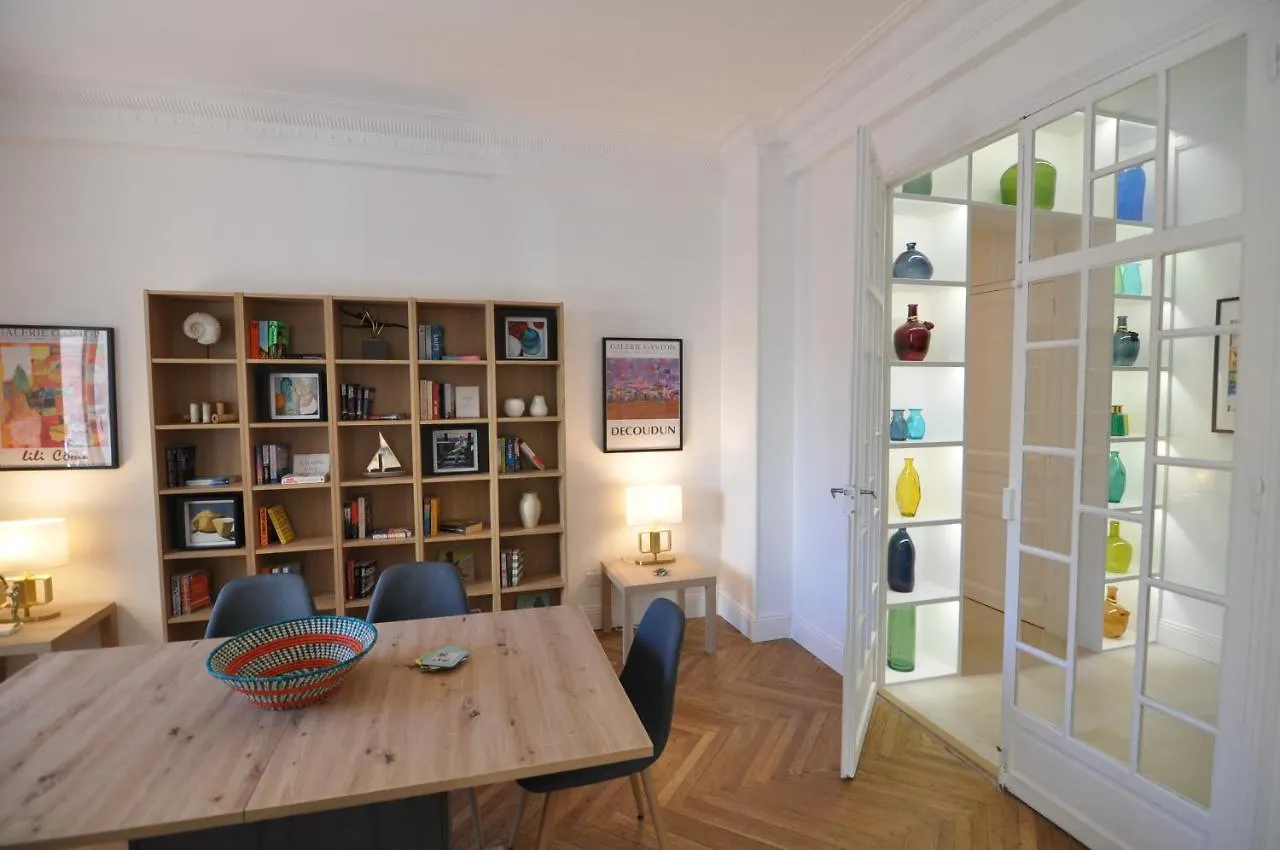 Palais Albert -2-Bedroom Apartment -Ponteil Beach -Stayinantibes 0*, Antibes France