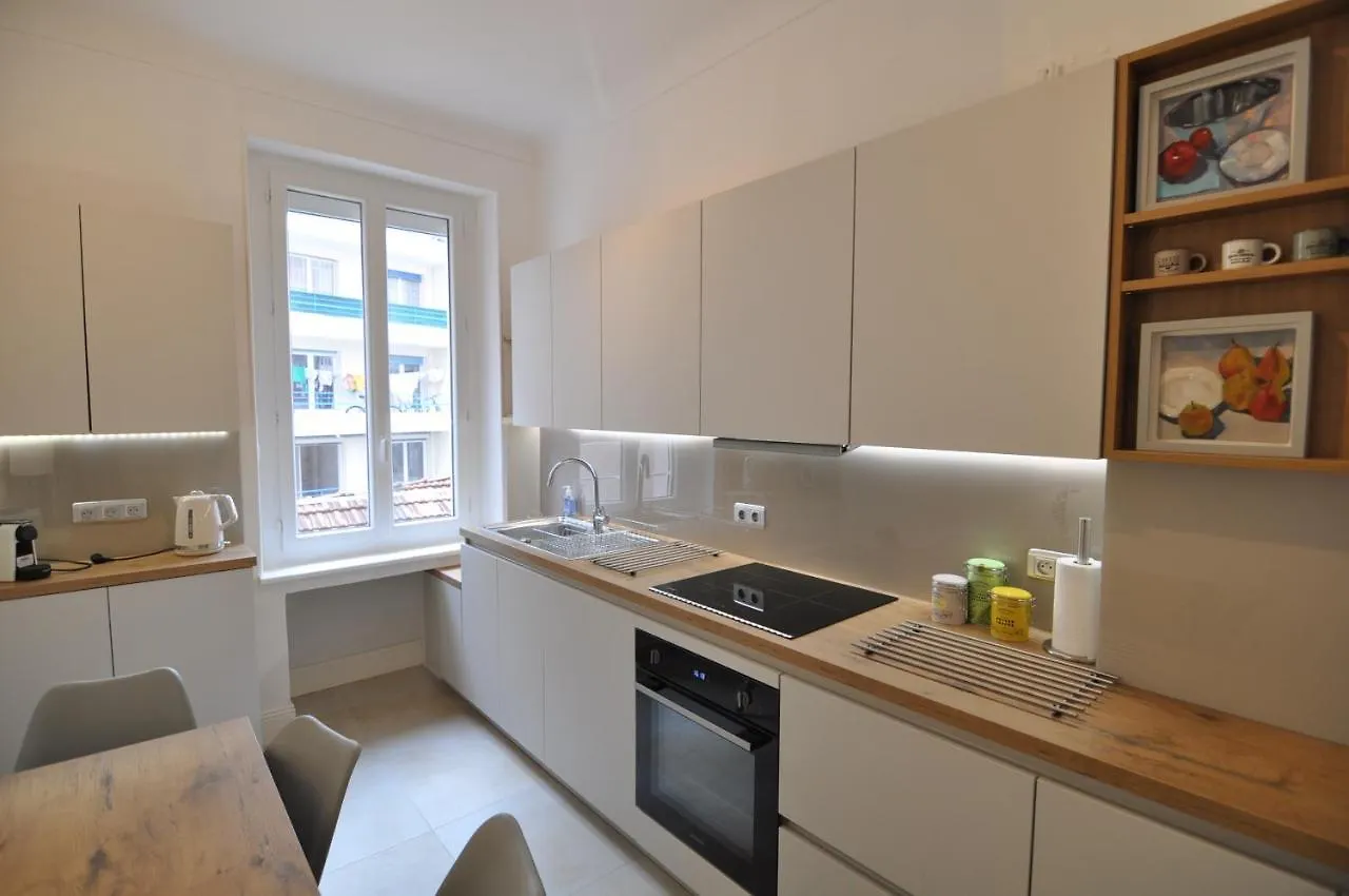 Palais Albert -2-Bedroom Apartment -Ponteil Beach -Stayinantibes 0*, Antibes